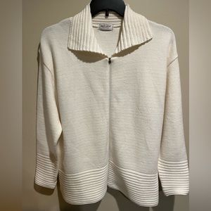 First Catch Woman’s Sweater 2X or 1 X